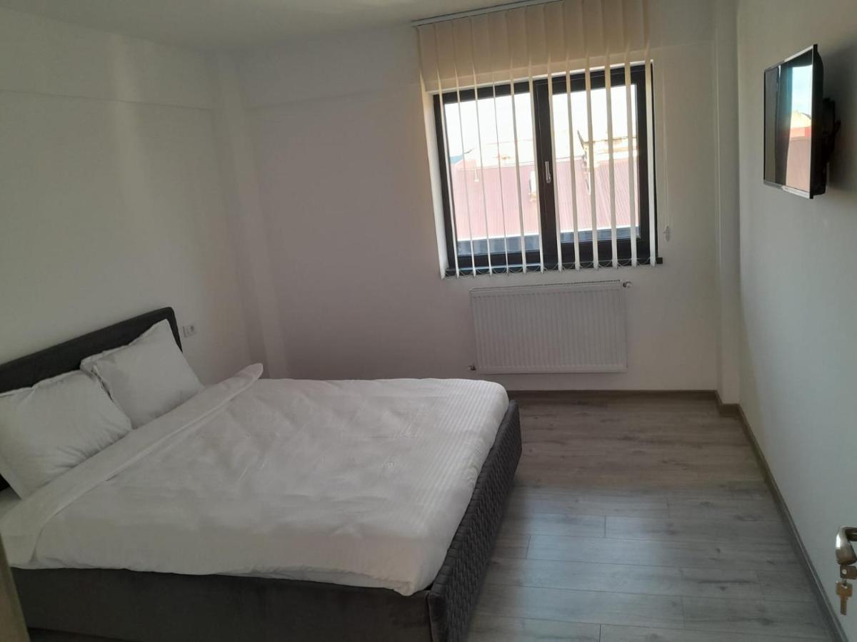 Apartament 3 Camere, Targu Neamt Et4 外观 照片